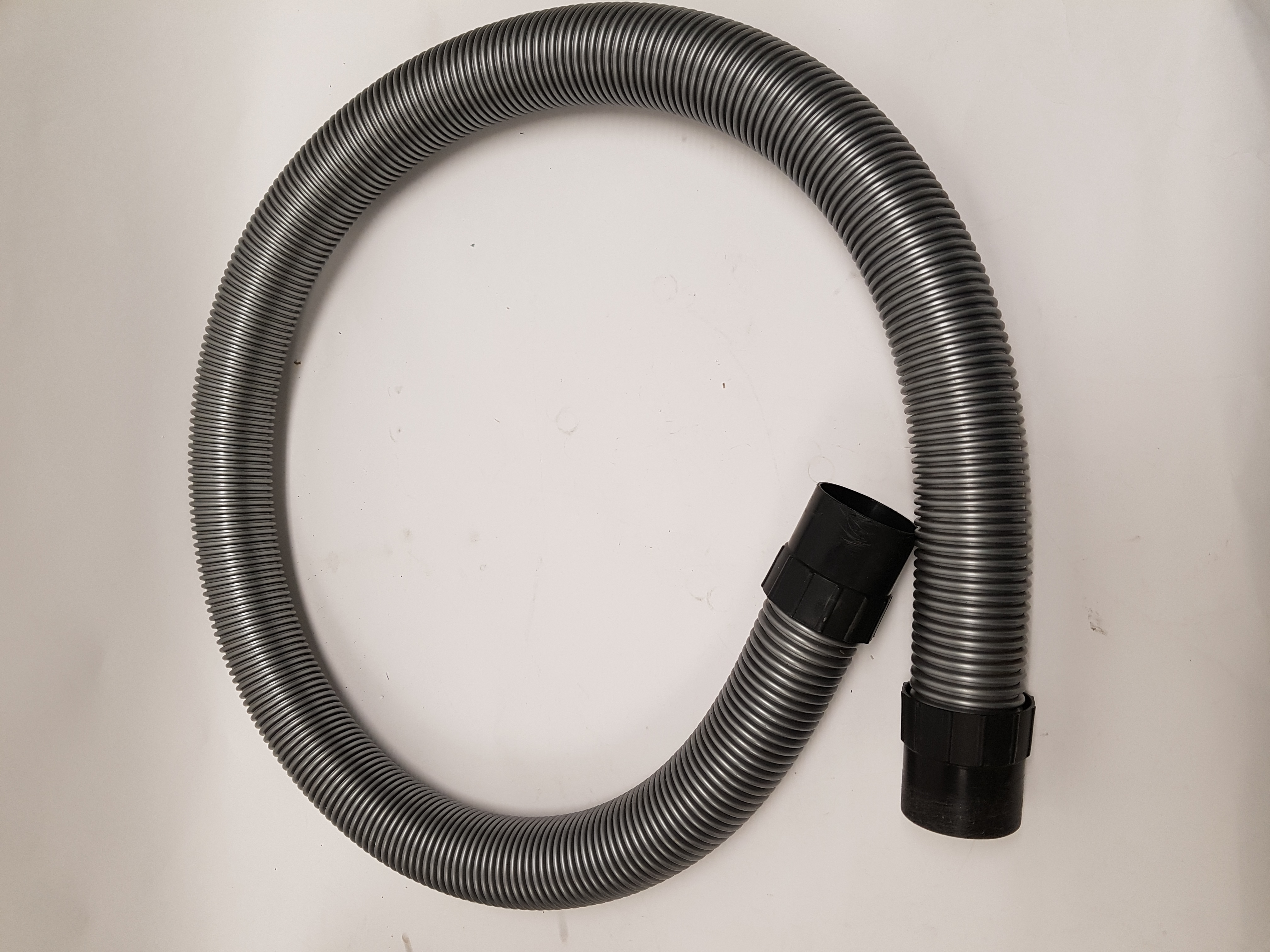 Drain hose for AquaForte Vacuum pond cleaner - As good as new