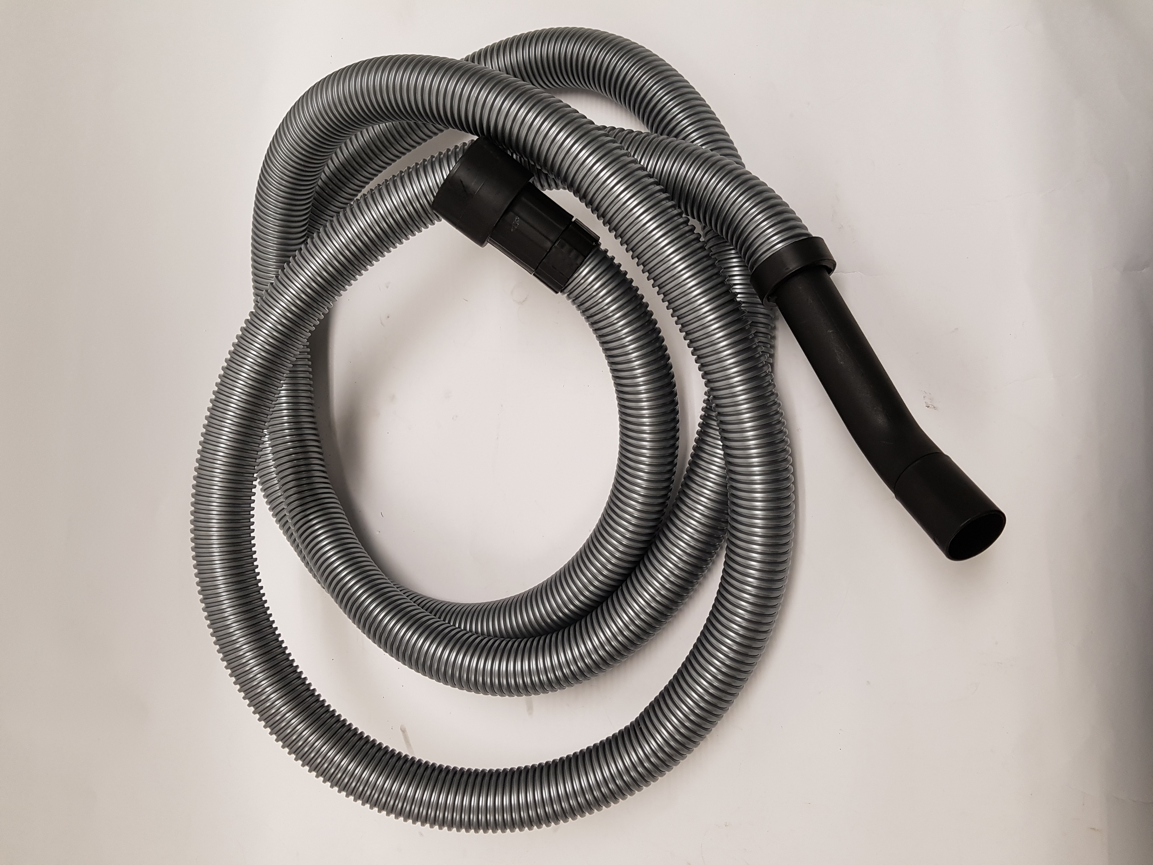 Suction hose for AquaForte Vacuum pond cleaner - As good as new